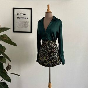 NWT ZARA SEQUINED SKIRT MINI GREEN AND BLACK